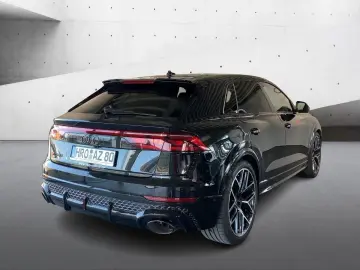 AUDI RS Q8 4.0 TFSI quattro B&O Ahk Hd-Matrix Pano St