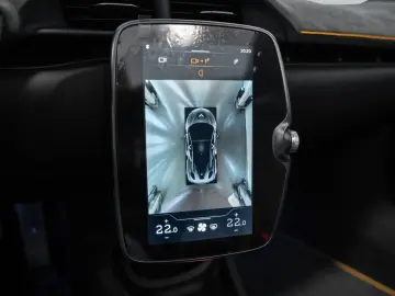 MCLAREN Artura   3 Jahre Garantie & 2 Jahre Service inkl