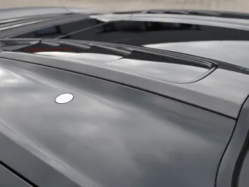 AUDI R8 Spyder V10 qua. performance Carbon UVP  242k€