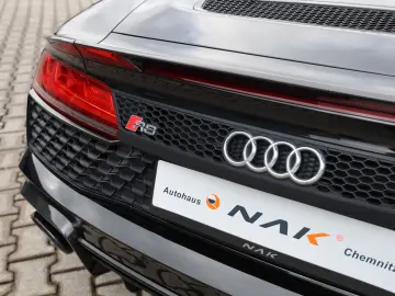 AUDI R8 Spyder V10 qua. performance Carbon UVP  242k€