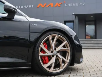 AUDI R8 Spyder V10 qua. performance Carbon UVP  242k€