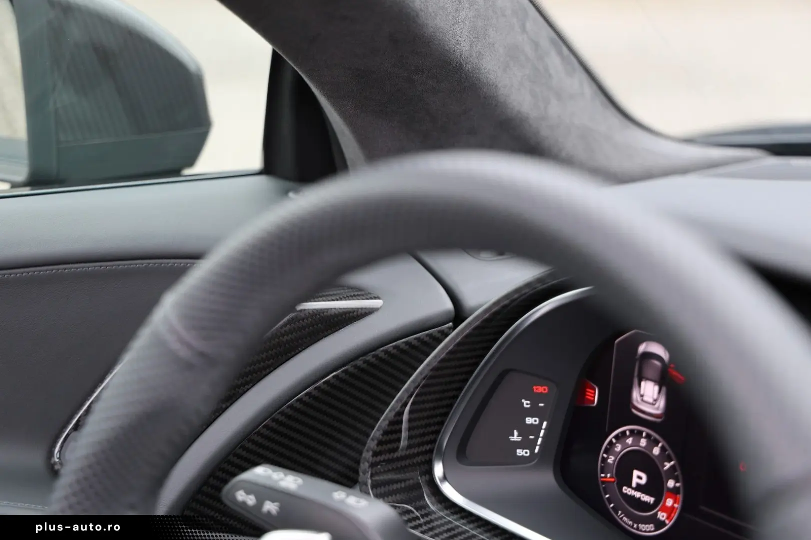 AUDI R8 Spyder V10 qua. performance Carbon UVP  242k€
