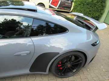 PORSCHE 911 Carrera GTS Coupe aerokit