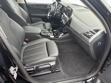 BMW X3 xDrive30d AHK Laser StdHz HUD 360  H K Leder