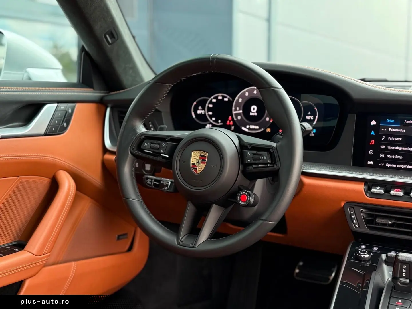 PORSCHE 992.2 Chrono ACC SchDach Memory Bose SitzKlima