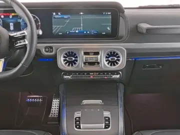 MERCEDES-BENZ G 450 d AMG Night Fond-TV StHzg Massag…