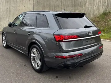 AUDI Q7 60 TFSI e Quatt S line Laser ACC B&O Luft AHK