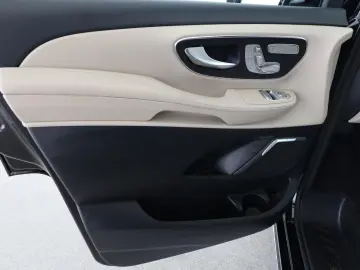 MERCEDES-BENZ V 300 d 4M Exclusiv lang AIRMATIC AHK …