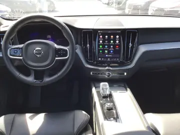 VOLVO XC60 T6 Plus Dark AWD Stdhzg. 360  Cam PanoDach