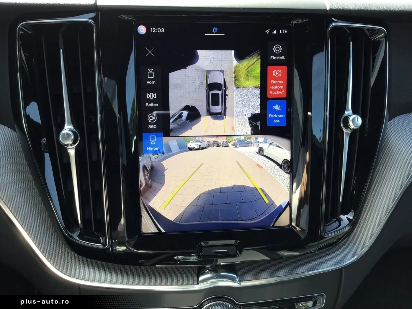 VOLVO XC60 T6 Plus Dark AWD Stdhzg. 360  Cam PanoDach