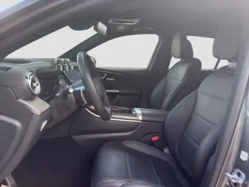 MERCEDES-BENZ GLC 300 4MATIC AMG Line