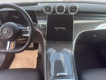 MERCEDES-BENZ GLC 300 4MATIC AMG Line