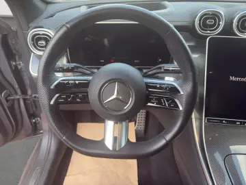 MERCEDES-BENZ GLC 300 4MATIC AMG Line