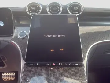 MERCEDES-BENZ GLC 300 4MATIC AMG Line