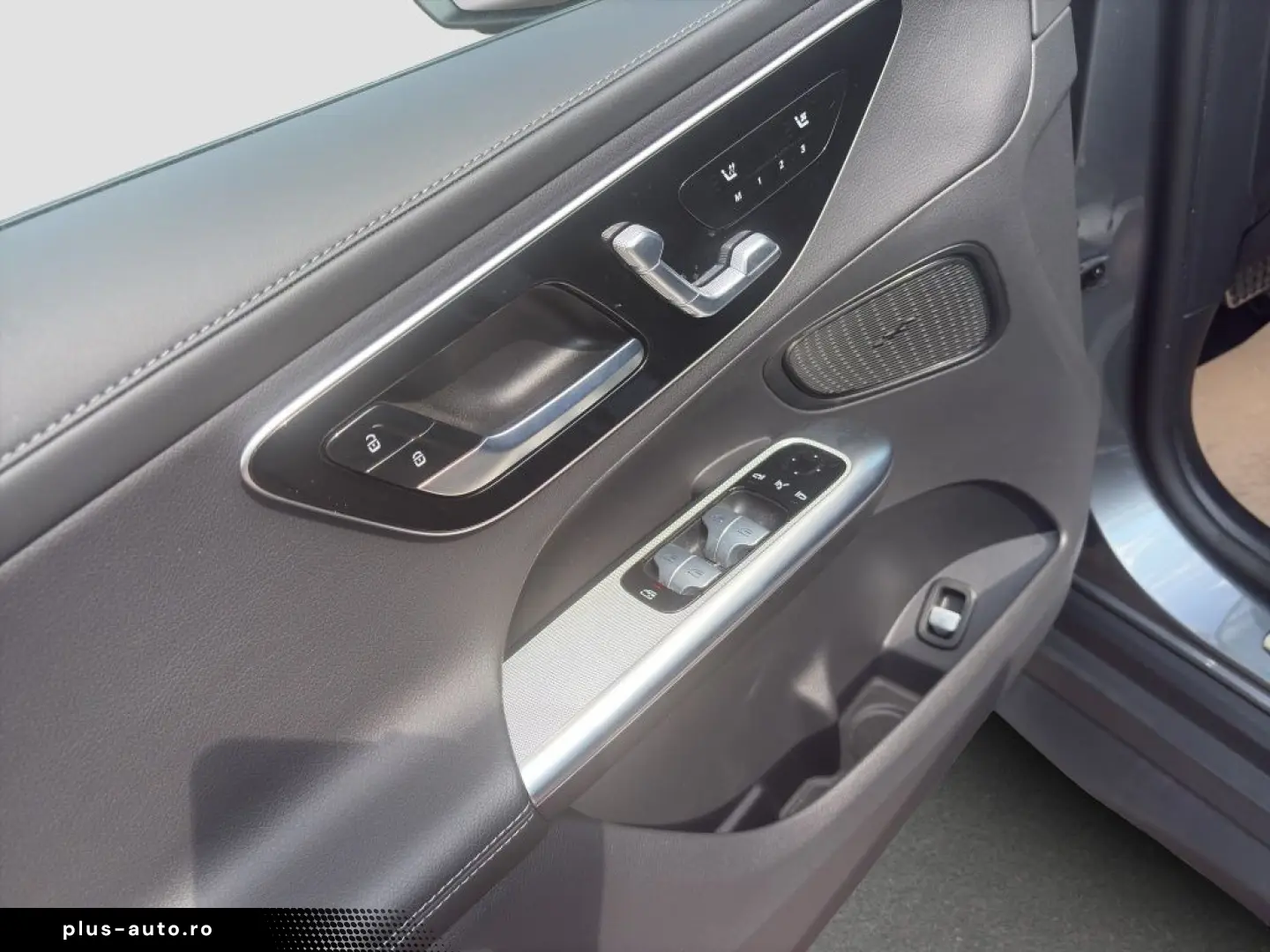 MERCEDES-BENZ GLC 300 4MATIC AMG Line