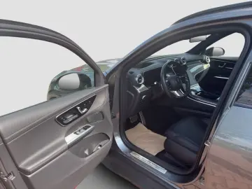 MERCEDES-BENZ GLC 300 4MATIC AMG Line