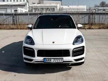 PORSCHE Cayenne Coupe