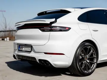 PORSCHE Cayenne Coupe