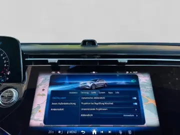 Mercedes-Benz E 300e AMG Pano Superscreen