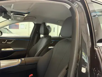 Mercedes-Benz E 220 d AVANTGARDE