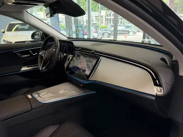 Mercedes-Benz E 220 d AVANTGARDE