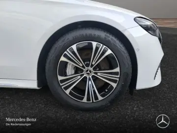 Mercedes-Benz E 220 d EXCLUSIVE Prem  PANO Bur4D