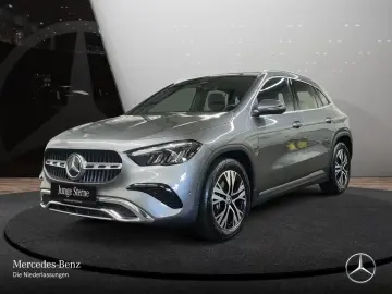 Mercedes-Benz GLA 200 Progressive