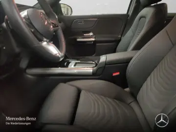 Mercedes-Benz GLA 200 Progressive