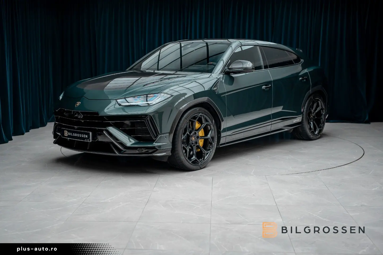 LAMBORGHINI Urus Performante B&O Full Carbon Massage 23