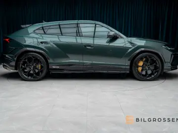LAMBORGHINI Urus Performante B&O Full Carbon Massage 23