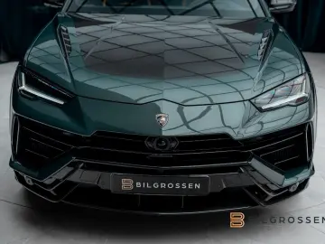 LAMBORGHINI Urus Performante B&O Full Carbon Massage 23