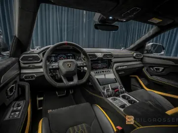 LAMBORGHINI Urus Performante B&O Full Carbon Massage 23
