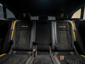 LAMBORGHINI Urus Performante B&O Full Carbon Massage 23