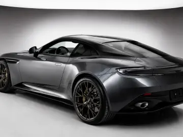 Aston Martin DB12 - LIVRARE RAPIDA!