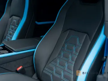 Lamborghini Urus SE PHEV Style-Pack Grigio Acheso Adv B&O 23