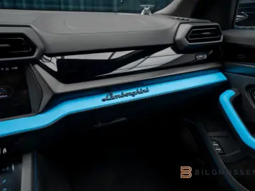 Lamborghini Urus SE PHEV Style-Pack Grigio Acheso Adv B&O 23