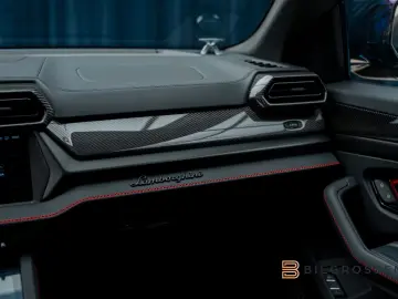 Lamborghini Urus SE Style-P Black Big Carbon Grigio Keres 23