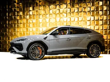 Lamborghini Urus SE - CARBON - LIVRARE RAPIDA!