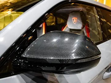 Lamborghini Urus SE - CARBON - LIVRARE RAPIDA!