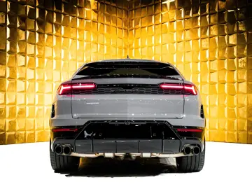 Lamborghini Urus SE - CARBON - LIVRARE RAPIDA!