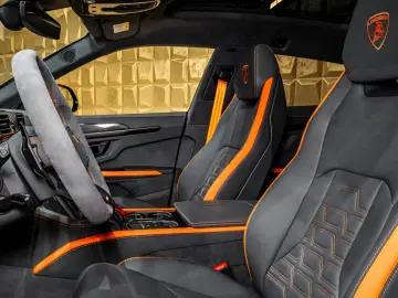 Lamborghini Urus SE - CARBON - LIVRARE RAPIDA!