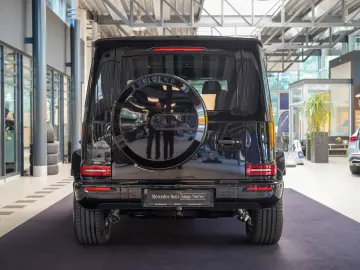 MERCEDES-BENZ G 450 d AMG Line Night SUPERIOR adapt.…