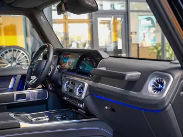 MERCEDES-BENZ G 450 d AMG Line Night SUPERIOR adapt.…