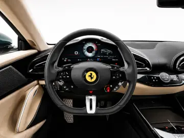 Ferrari Purosangue NOU 2026