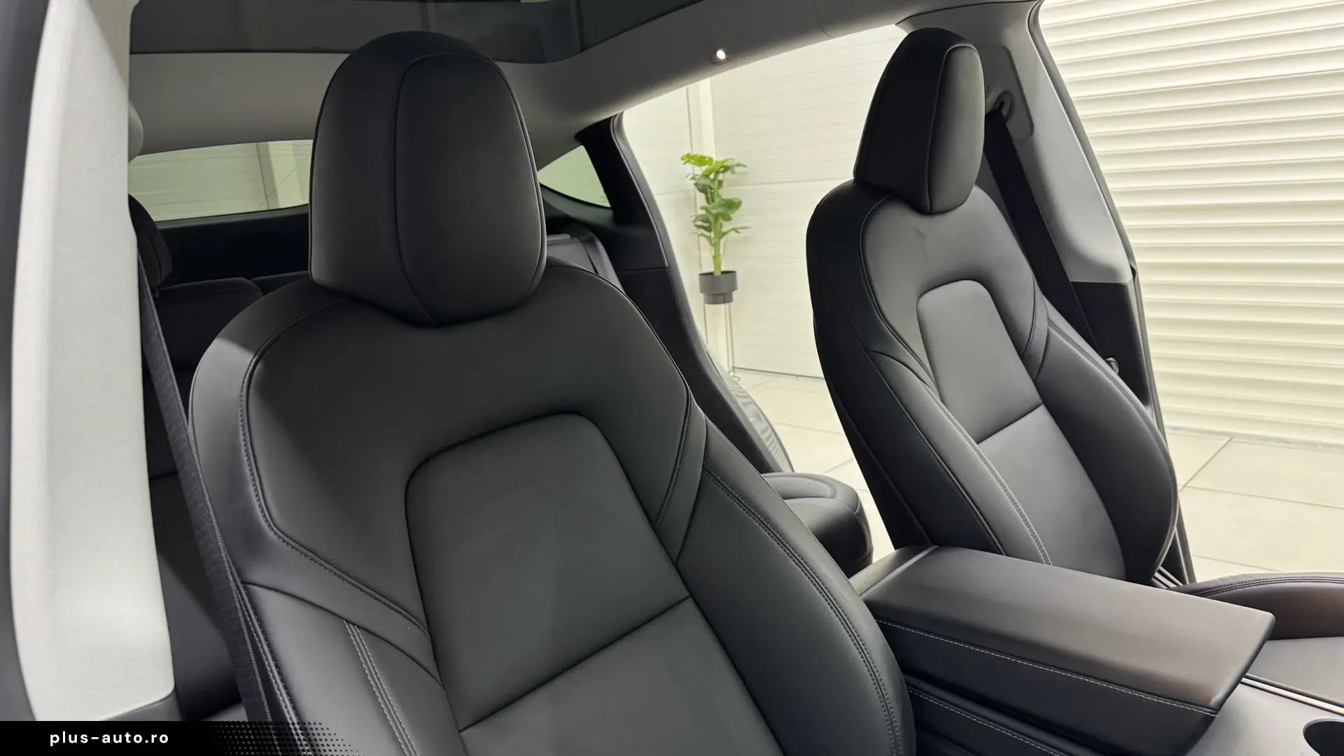 Tesla Model Y Dual Motor Long Range