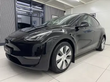 Tesla Model Y Dual Motor Long Range