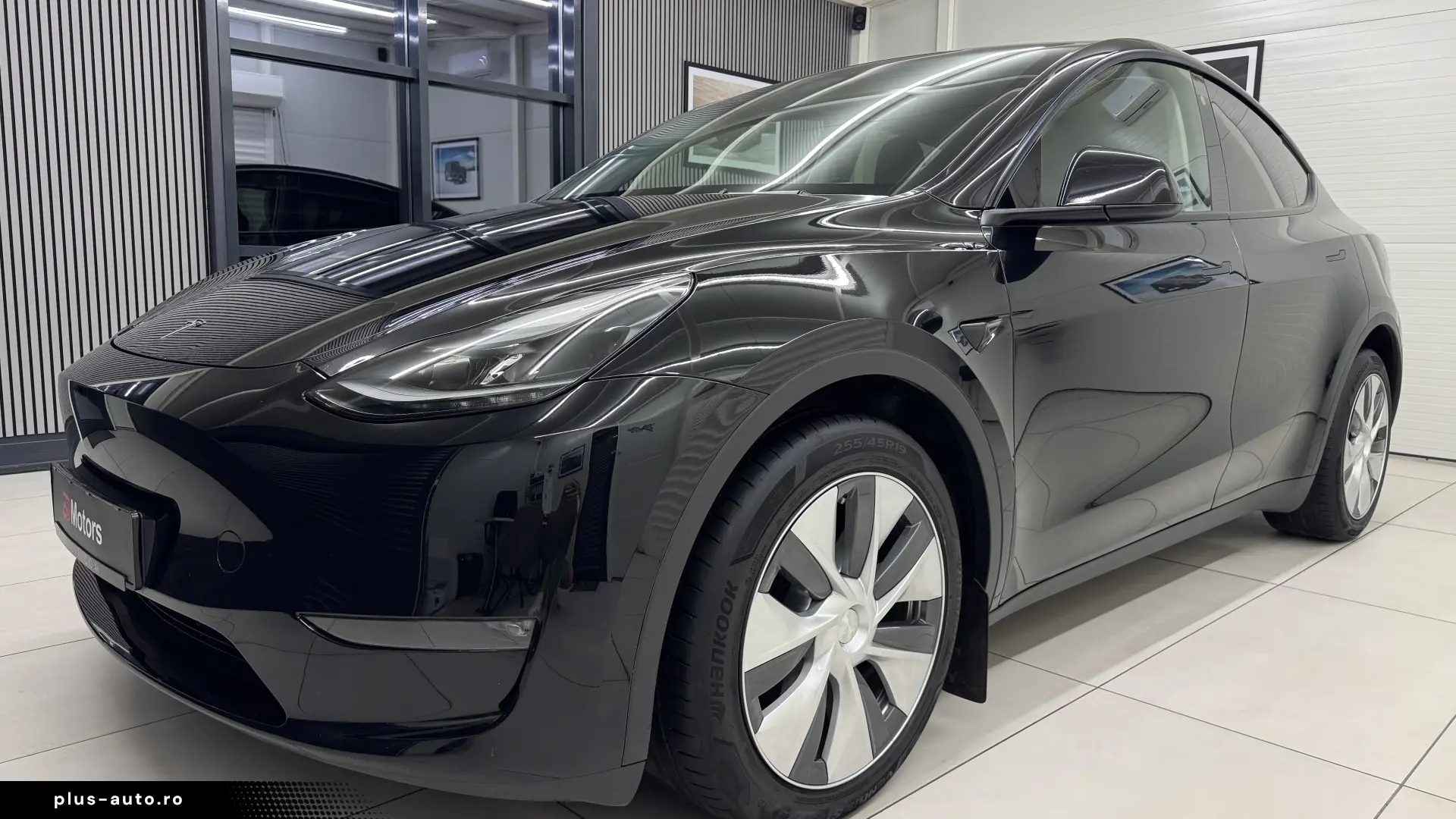 Tesla Model Y Dual Motor Long Range