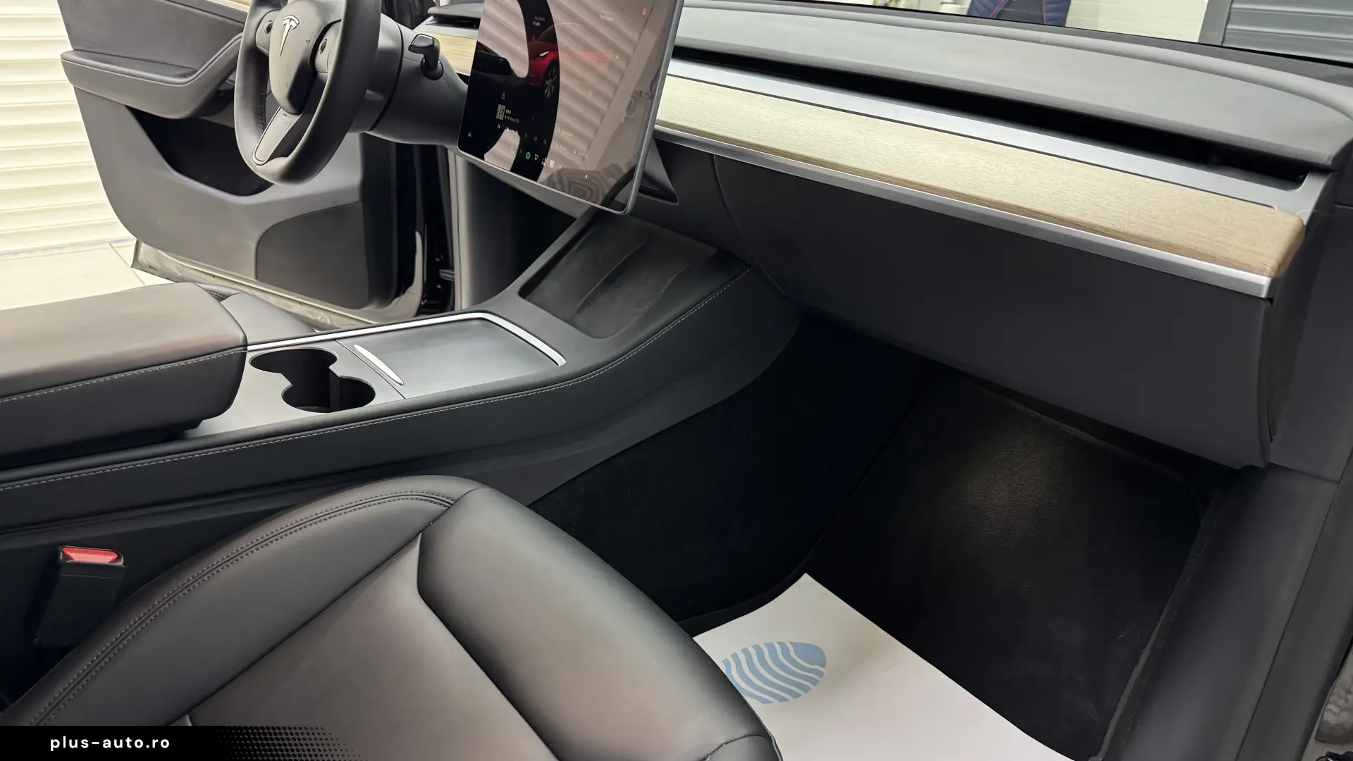 Tesla Model Y Dual Motor Long Range