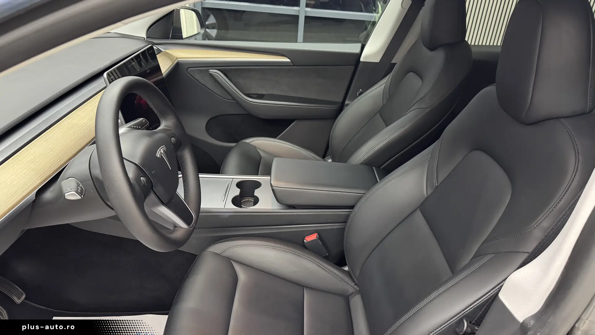 Tesla Model Y Dual Motor Long Range