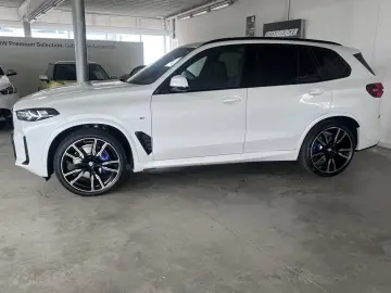 BMW X5 xDrive40d M Sport Pro Iconic Glow